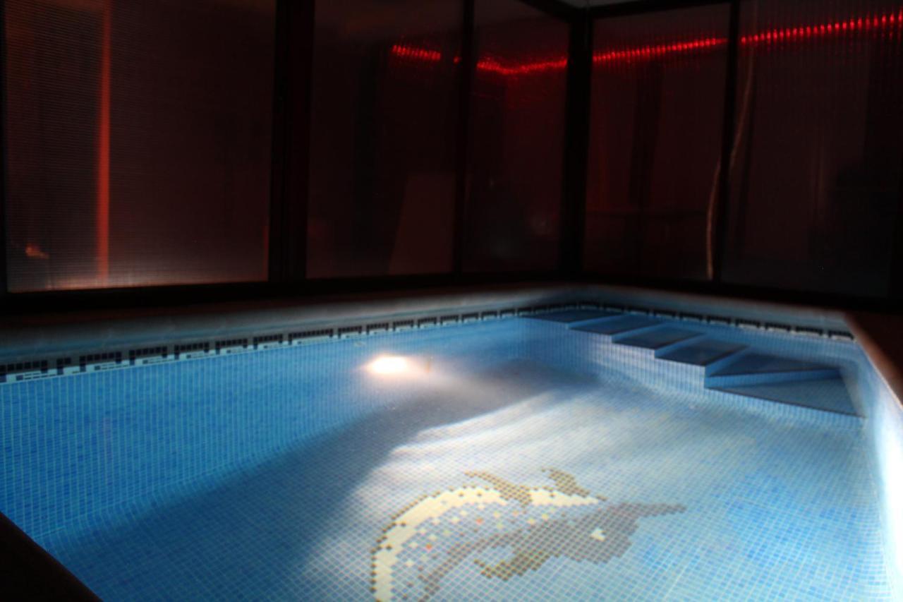 부야스 Vivienda De Estilo Rustico Con Piscina La Grana 빌라 외부 사진